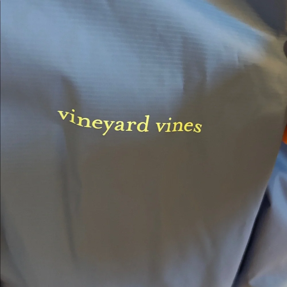 Vineyard Vines Women's Stow & Go Hooded Rain Coat Jacket in Crystal Blue Small - Picture 3 of 7